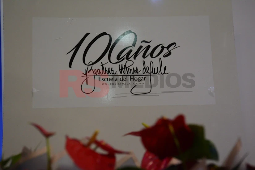 La Escuela del Hogar de La Paz celebró su centenario con autoridades y reconocimientos