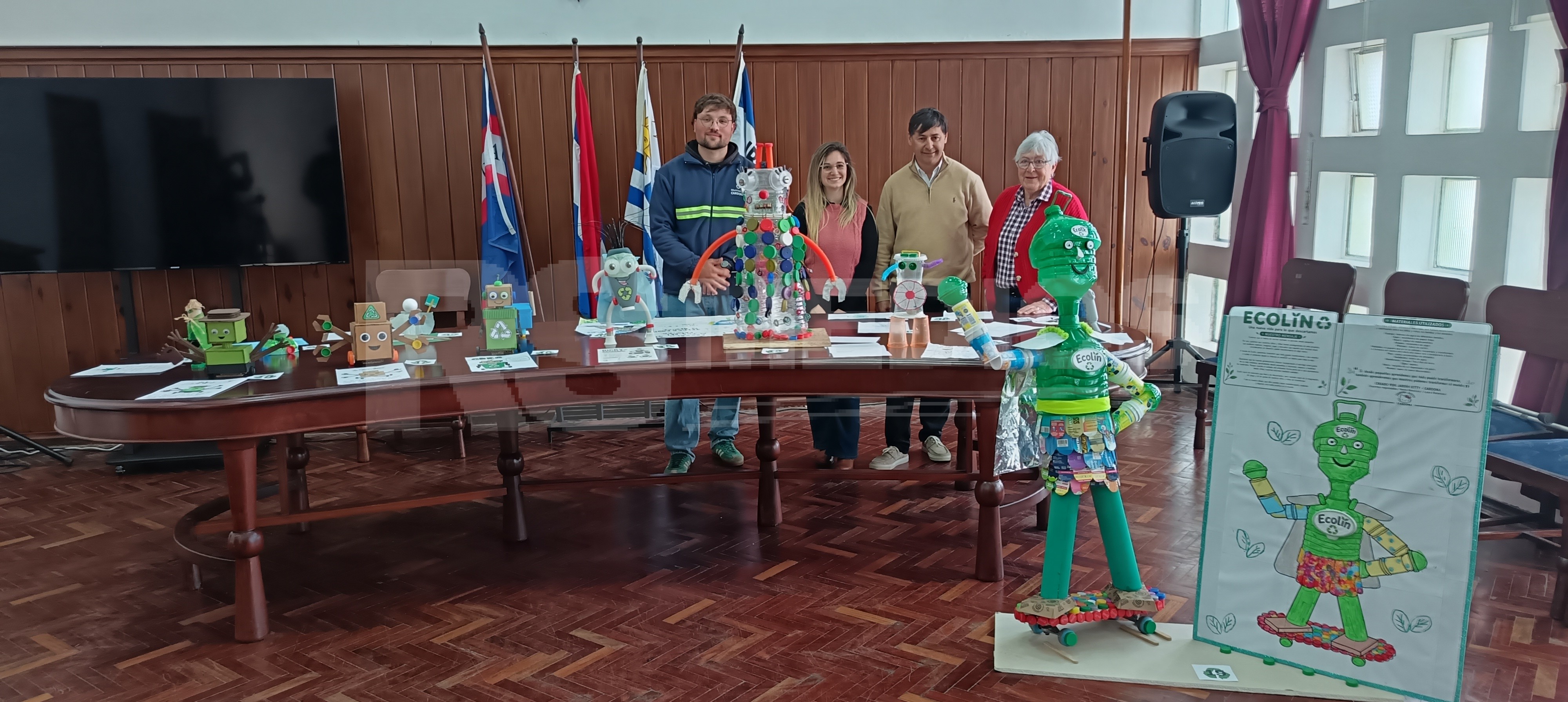 Concurso de mascotas recicladas en Cardona: "Ricky Recicla" obtuvo el primer premio — imagen 5