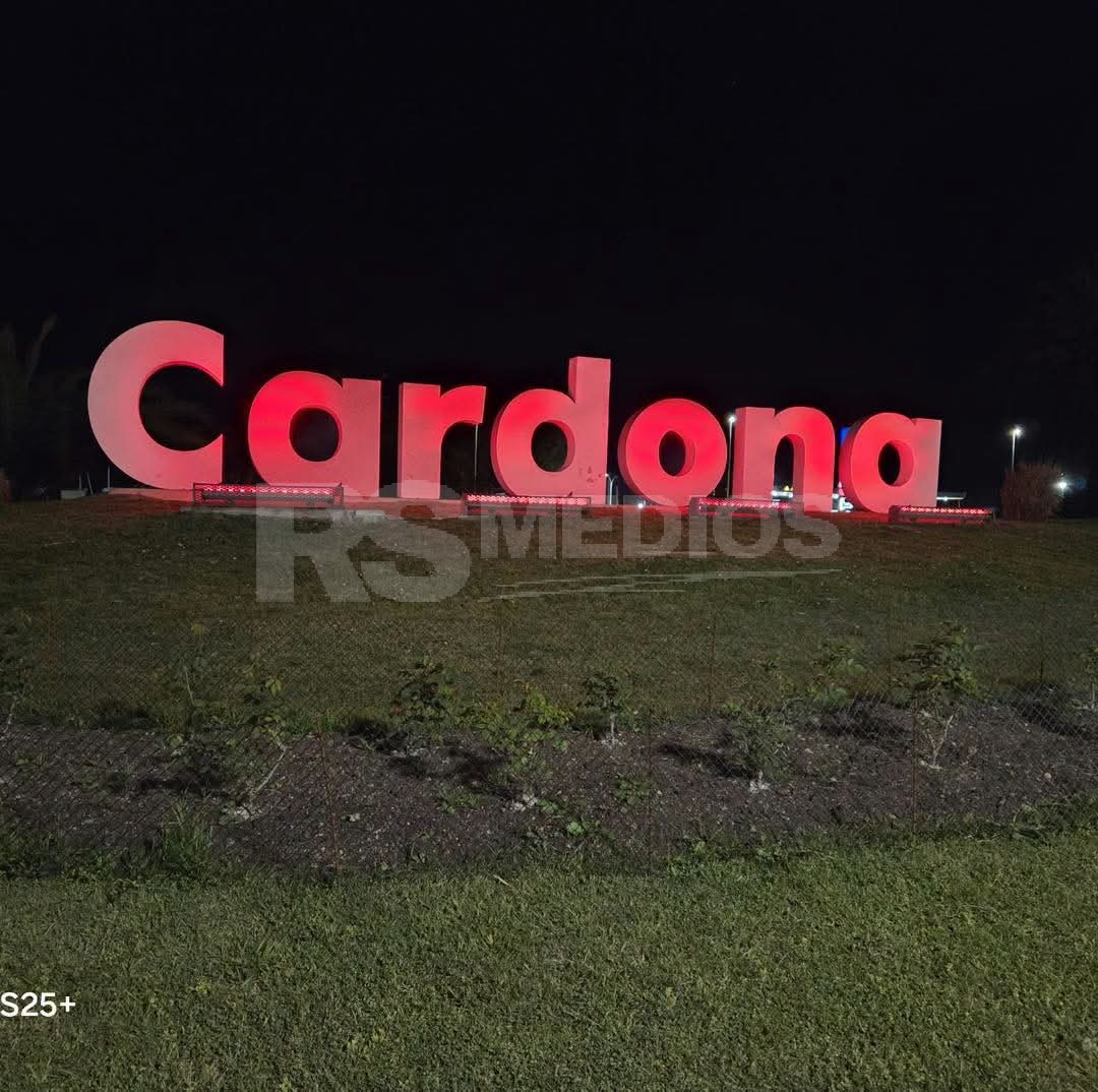 Cardona ilumina sus espacios públicos de rojo por la Semana del Corazón