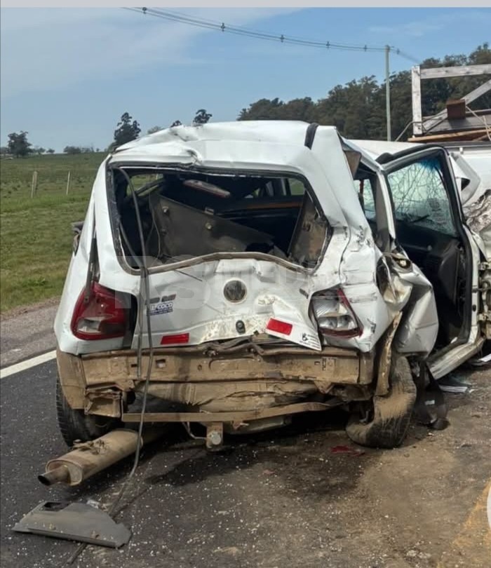 Accidente múltiple en la ruta 2: tres vehículos chocaron y dos personas resultaron lesionadas — imagen 3