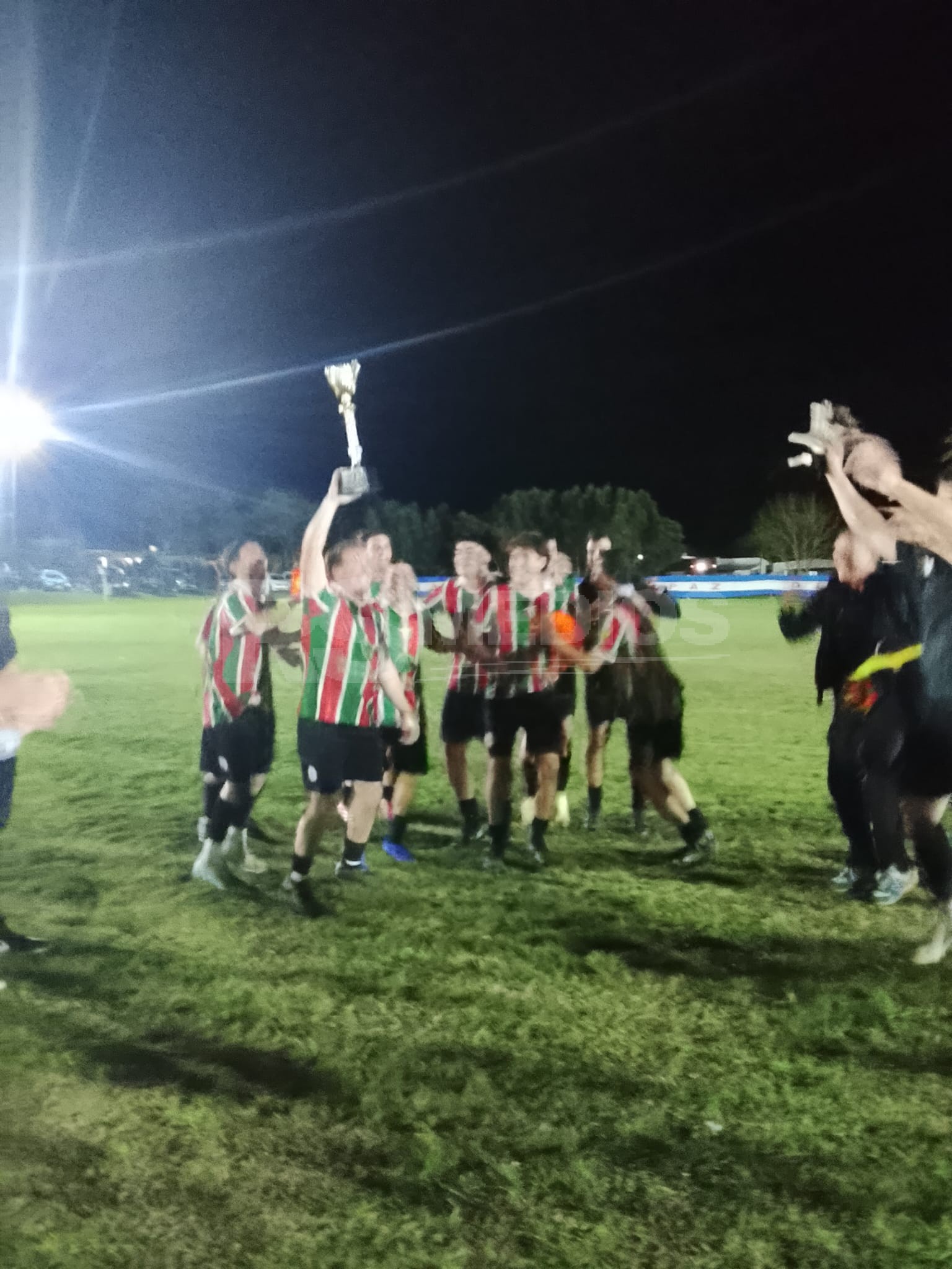 Colón se consagró campeón de Tercera División tras empatar 0-0 con Nacional