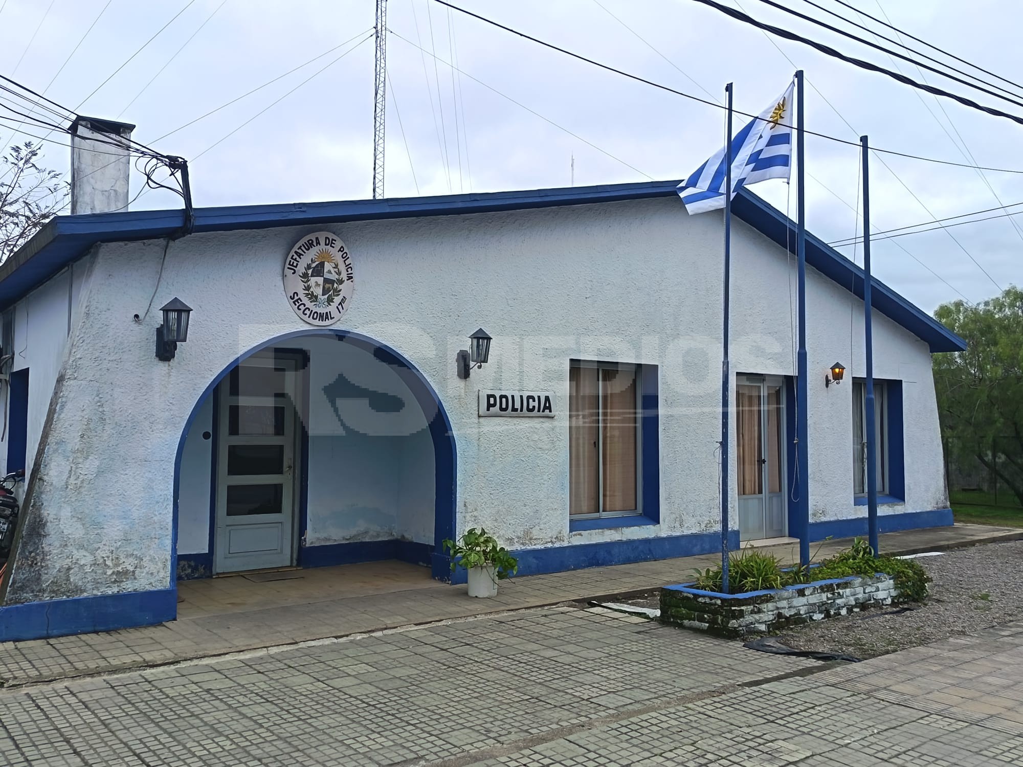 Denuncian hurto en una vivienda tras ingresar por una ventana de la cocina en Florencio Sánchez