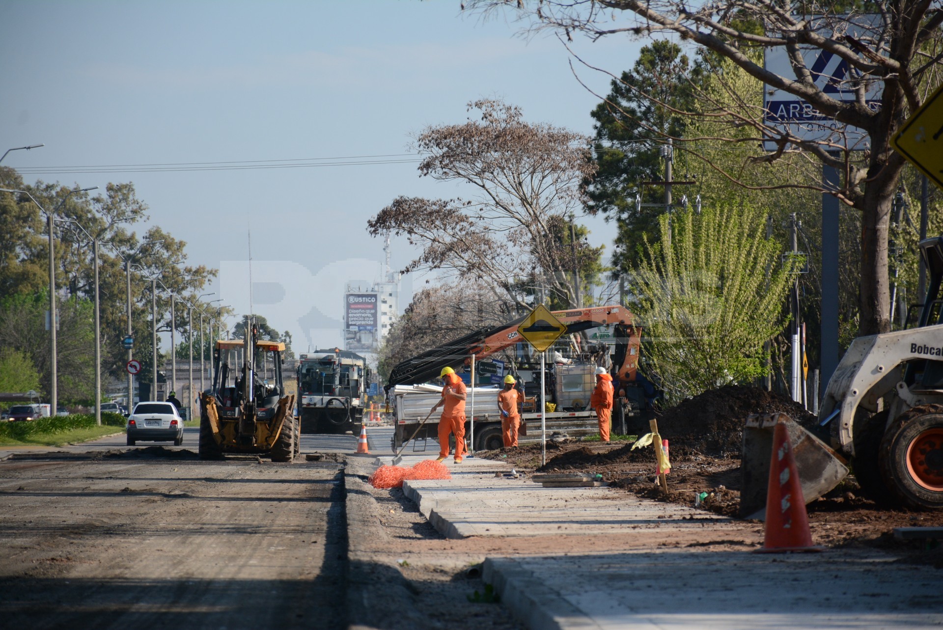 Rodríguez recorrió obras de asfalto y alumbrado en Carmelo — imagen 3