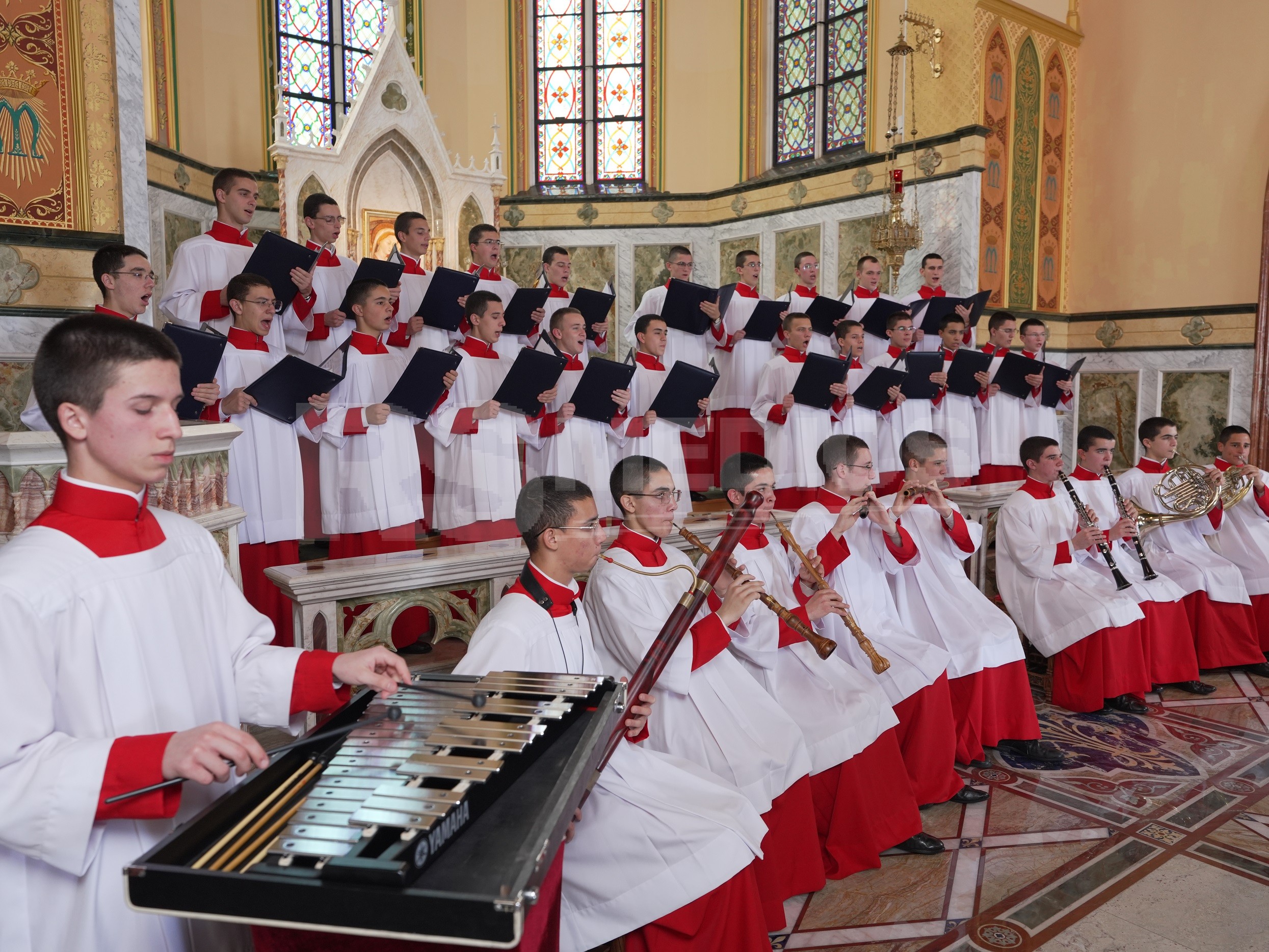 Coro y Orquesta Juvenil Internacional animará cuatro misas en Montevideo