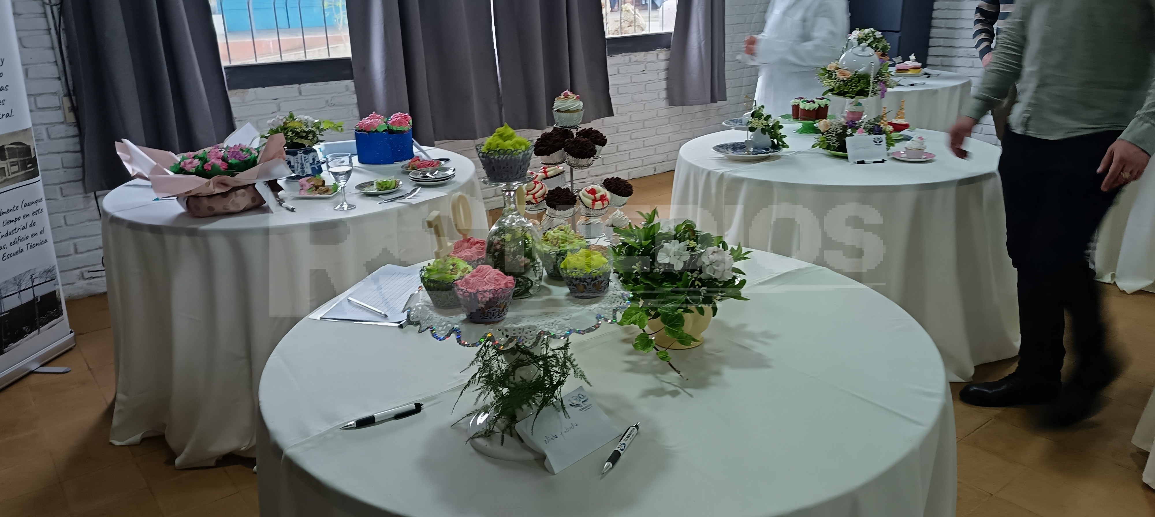 Concurso de Cupcakes reunió a exalumnos de Gastronomía de la Escuela Técnica de Cardona — imagen 2