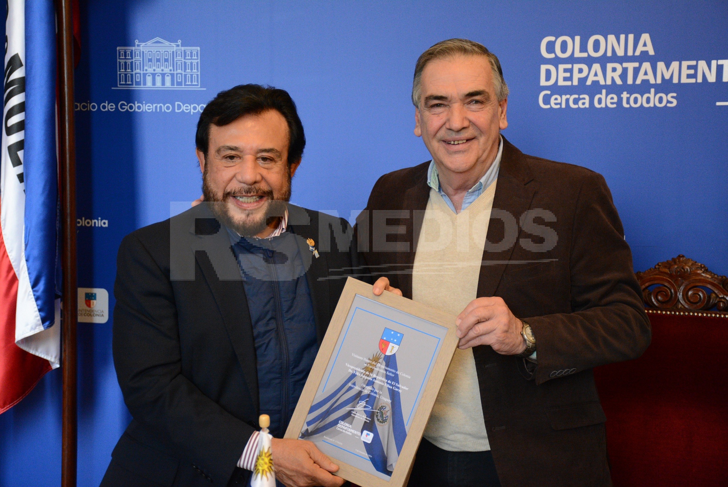 El vicepresidente de El Salvador visitó Colonia y fue declarado visitante ilustre