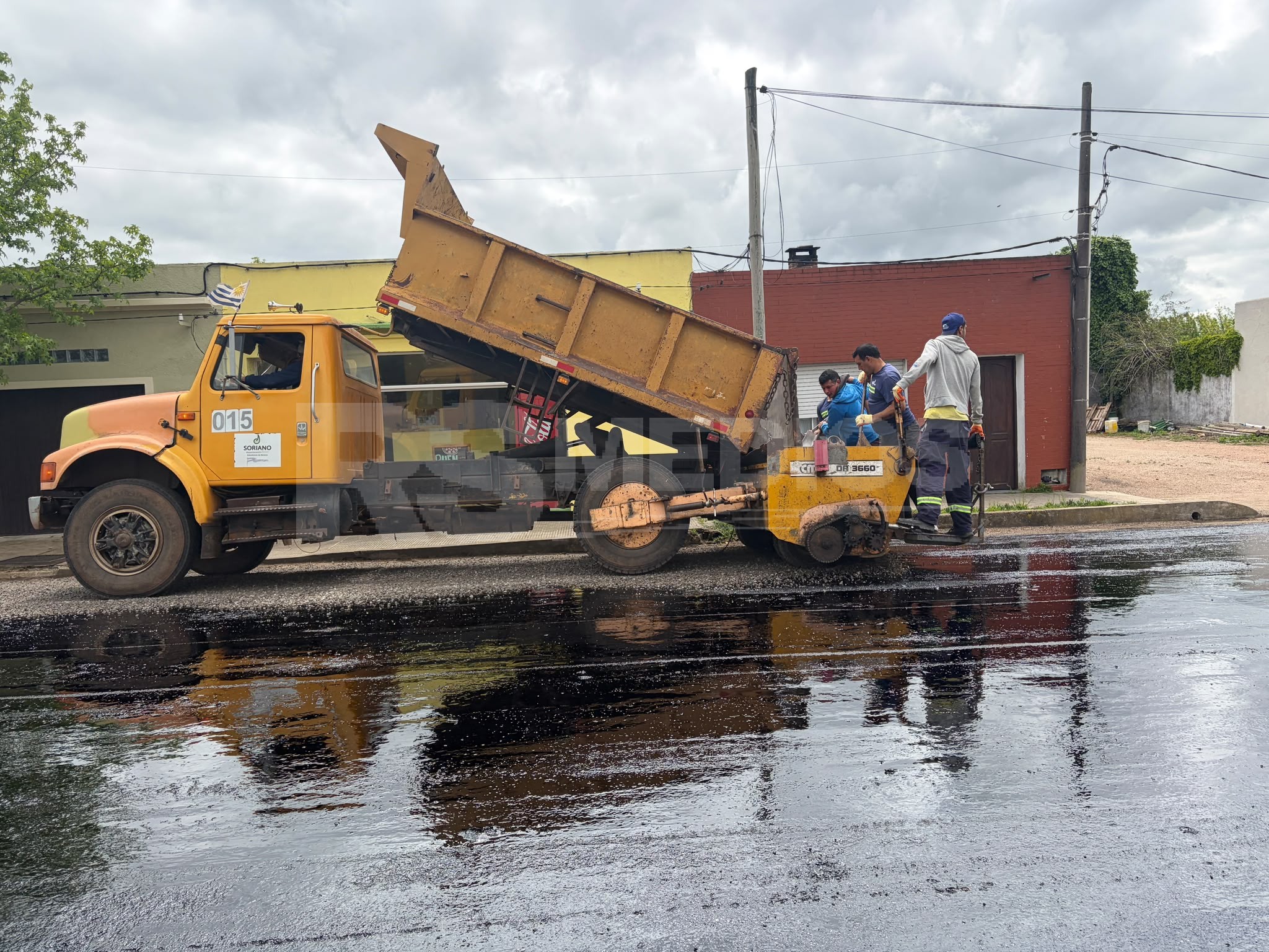 Avanzan las obras de repavimentación en cuatro cuadras de Cardona — imagen 2