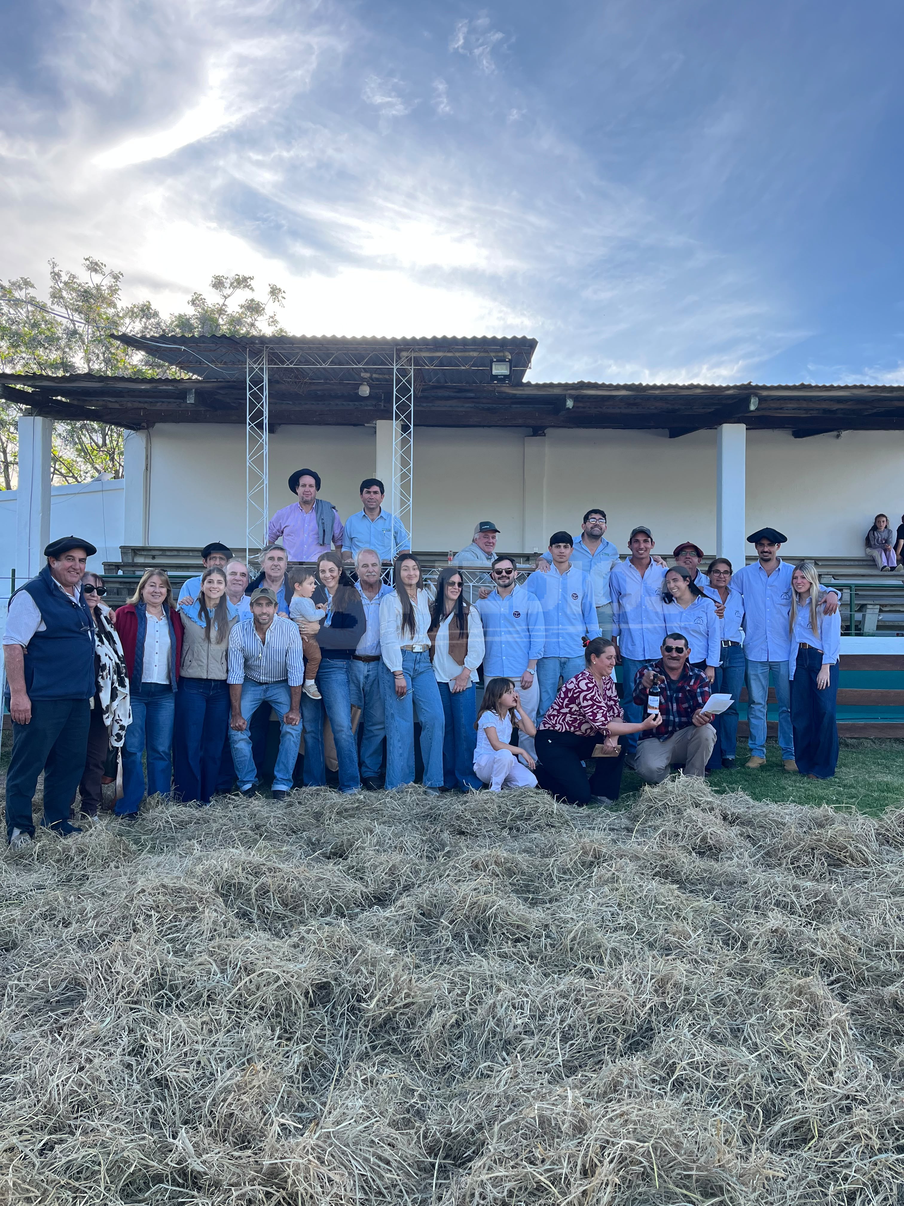 Remate ágil y con buenos valores de la Cabaña La Lucha de Echevarria.
