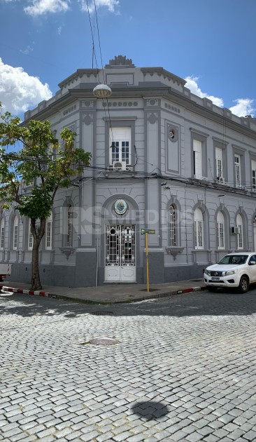 Condenan a 20 meses de prisión a un hombre por cinco delitos en Mercedes